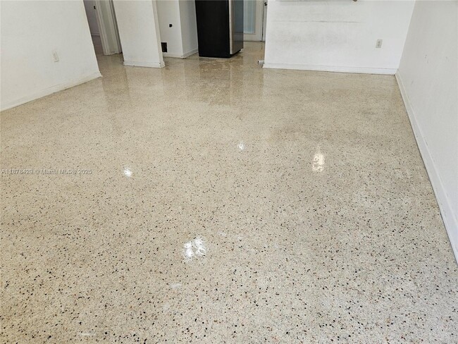 Photo - 307 Hernando St Unidad A