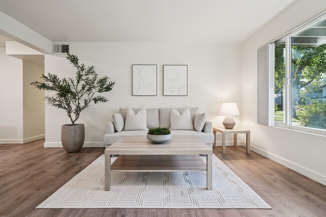 Photo - Aggie Square Apartments