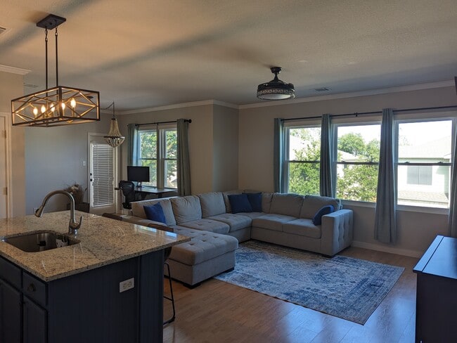 Photo - 7501 Shadowridge Run Unit 135