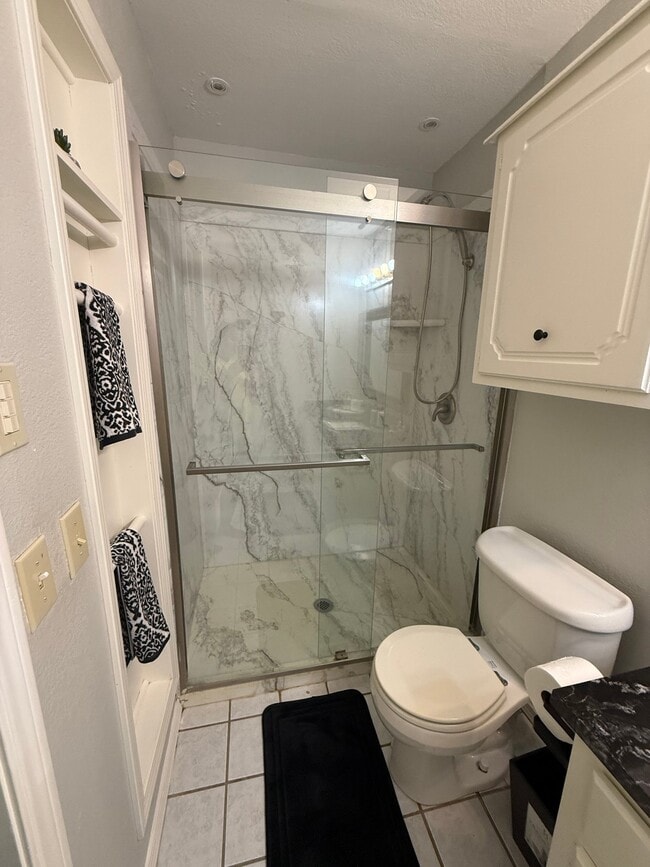 Photo - 1408 N Juniper Ave