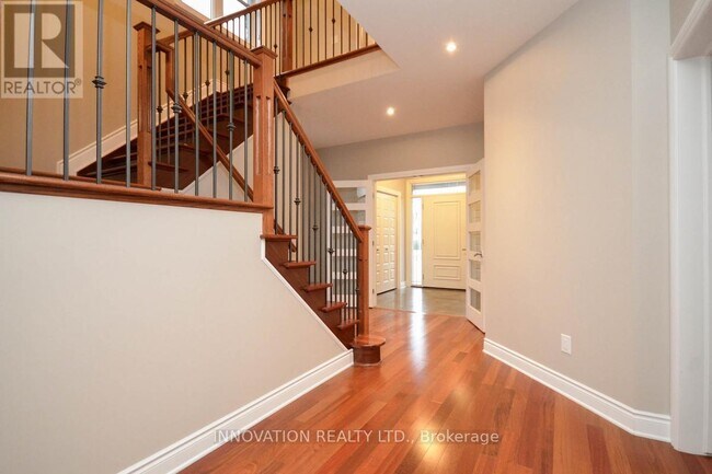 Photo - 141 Highbury Park Dr