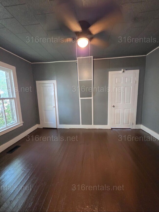 Photo - 508 W 5th St