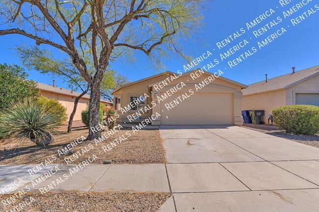 Building Photo - 8421 S Burien Rd