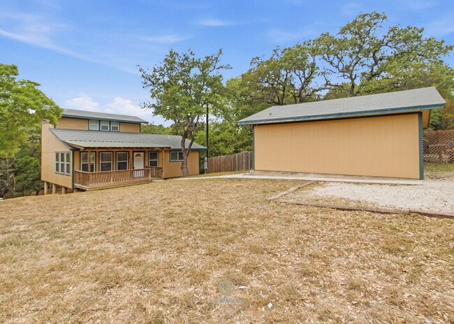 Photo - 3-bedroom, 2-bath home nestled in the Rolling Hills subdivision in Canyon Lake