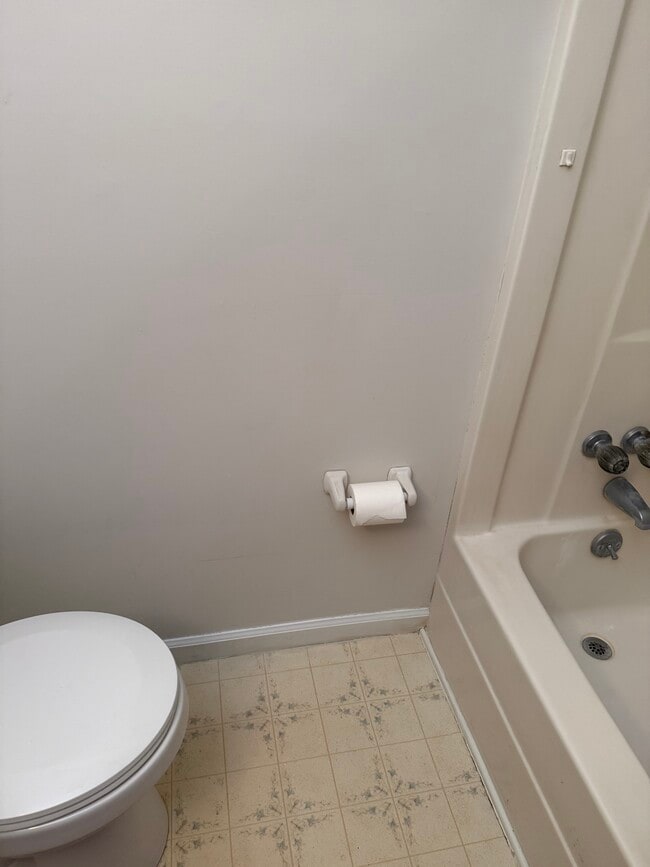 Photo - 53 Edgemont Ave