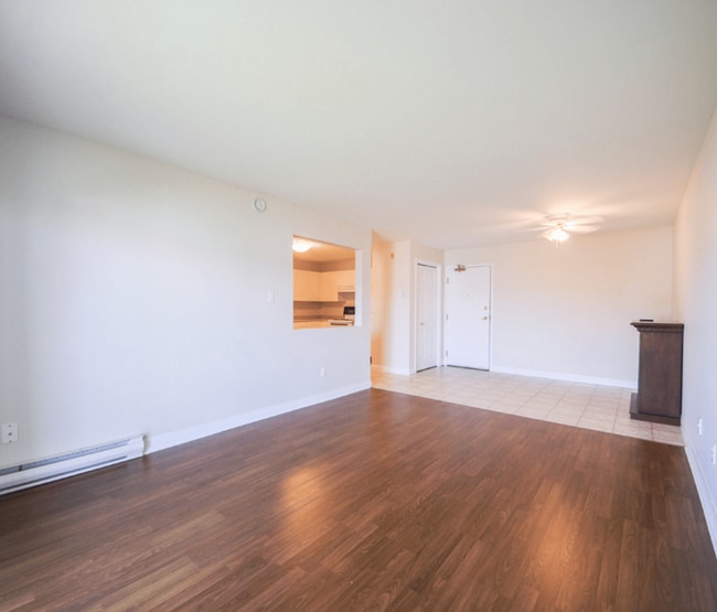 Photo - 316 Acadie Avenue