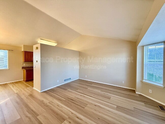 Photo - 2830 Calkins Pl