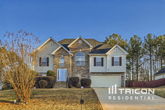 Photo - 90 Pebble Ln