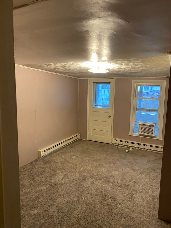 Photo - 245 S Walnut St