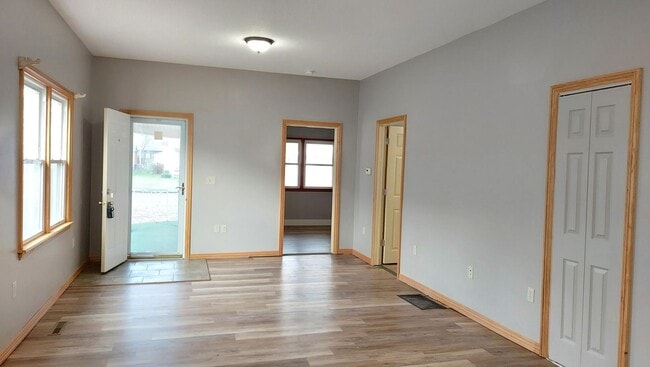 Photo - PRE-LEASE!! Beautiful 2 Bedroom/ 1 Bathroom House