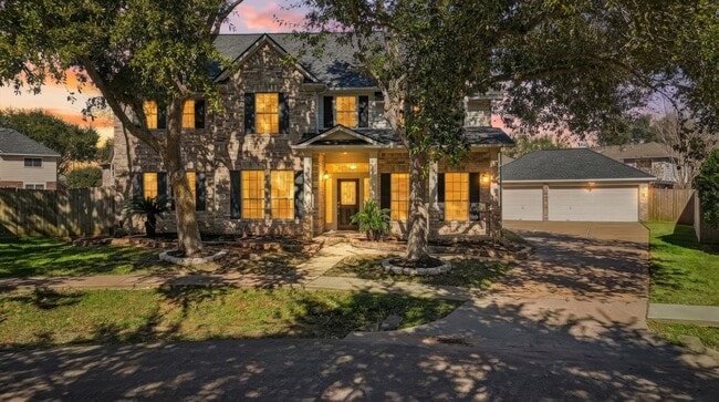 Building Photo - 3710 N Autrey Ct