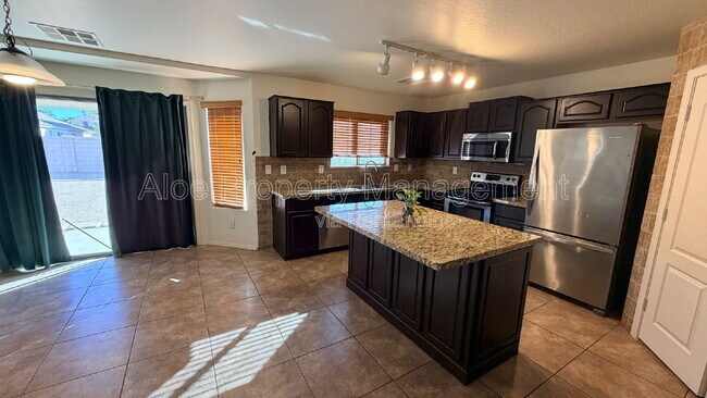 Photo - 45311 W Woody Rd