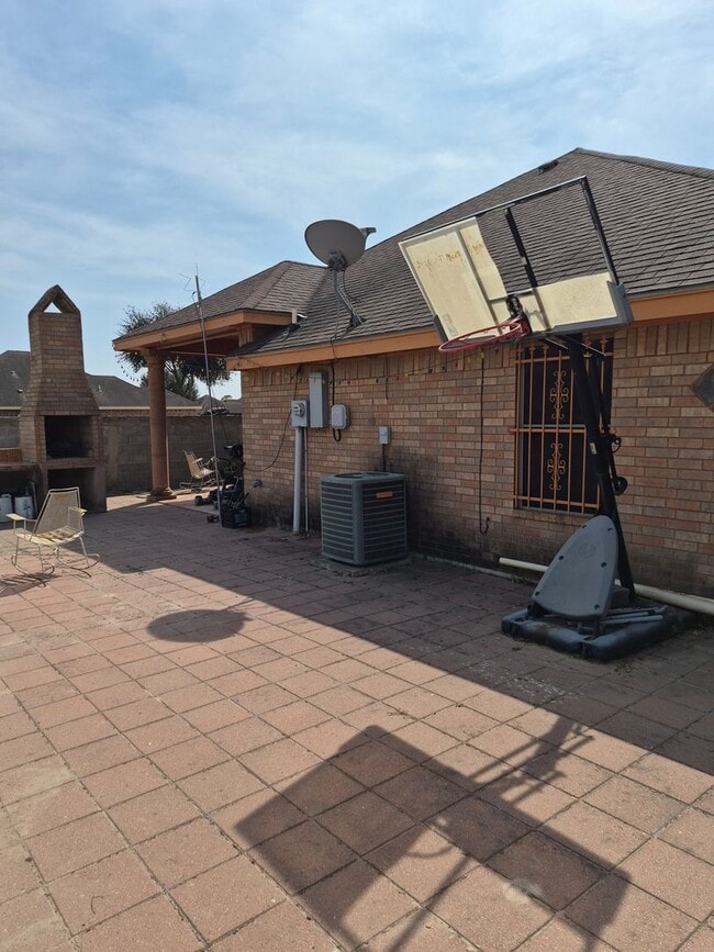 Photo - 135 Santa Maria Ln