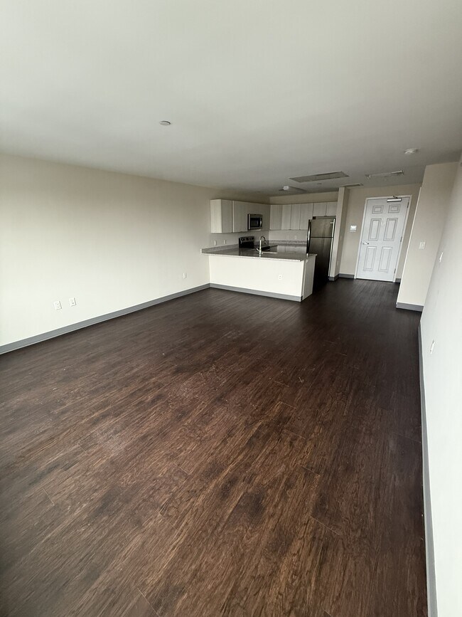 Photo - 695 Hamilton St Unidad 415