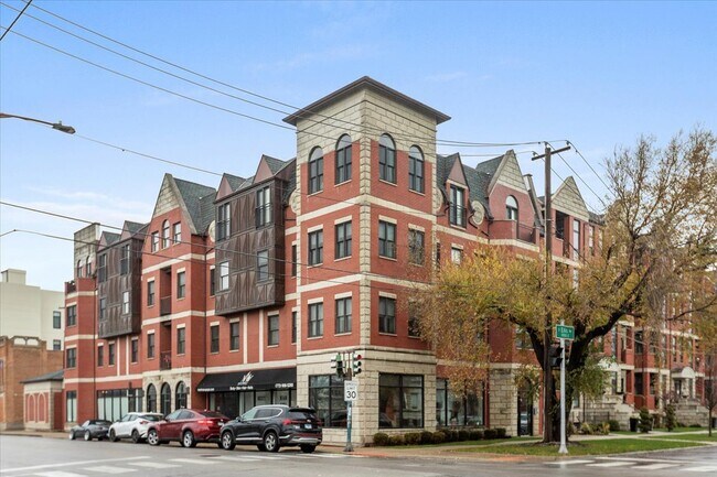 Photo - 4234 S Ellis Ave Unit 4B