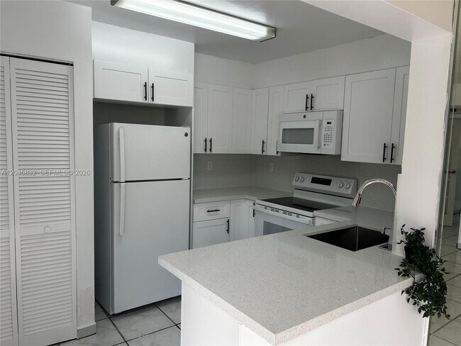 301 W Park Dr