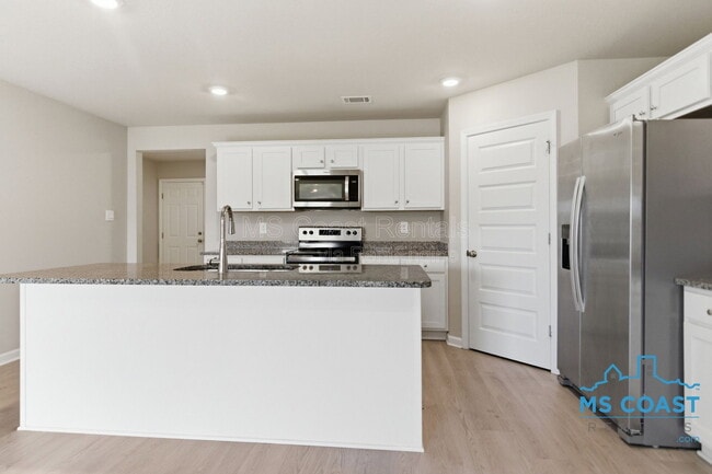 Photo - 15336 Leighwood Ln