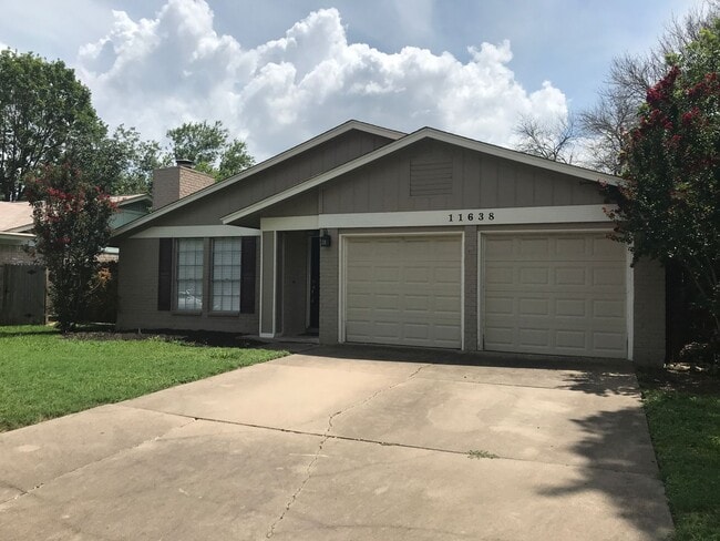 Photo - 11638 Parkfield Dr