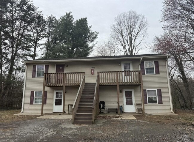 Photo - 3960 Bradford Ct