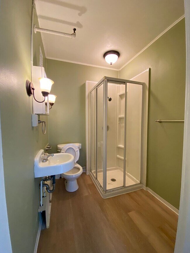 Photo - Uptowner Apartments