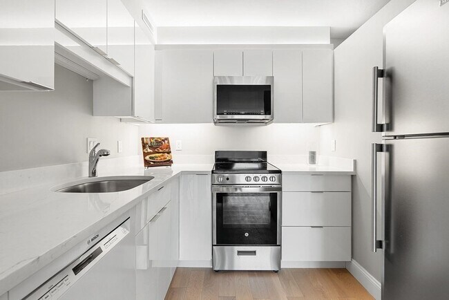 Photo - 29 Concord Ave Unidad 610 Rental