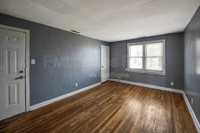 Photo - 4915 Chamberlayne Ave Unit 4