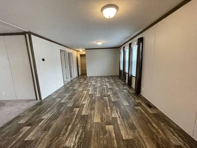 Photo - 204 Borman Ave