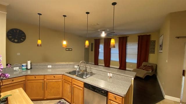 835 Roaring Springs Rd