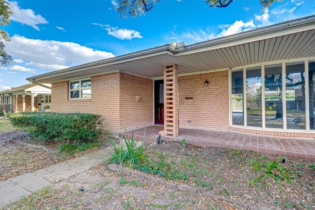 Photo - 5007 Cheena Dr House