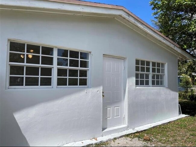 Photo - 3907 SW 59th Ave Unidad 1