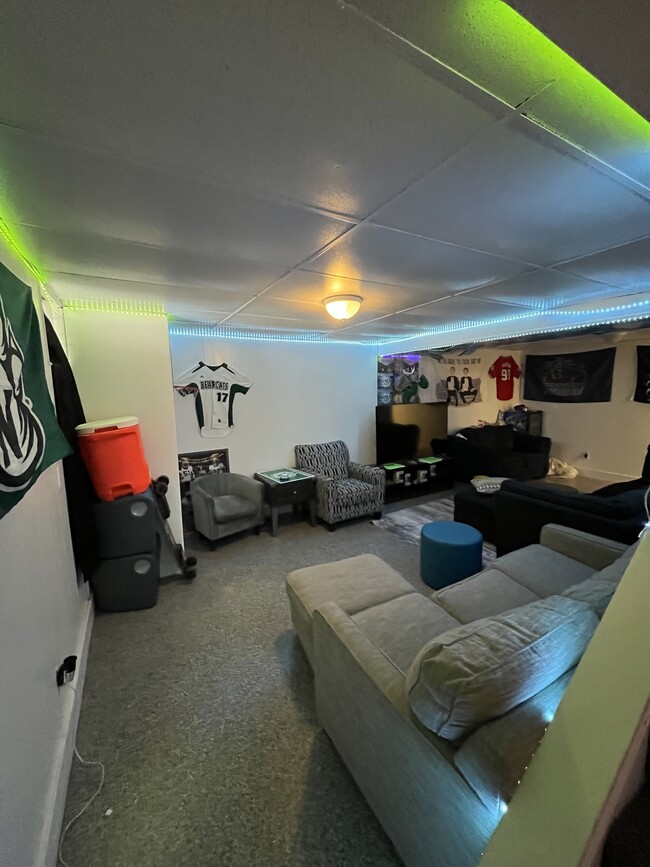 Photo - 1714 Village O Dr