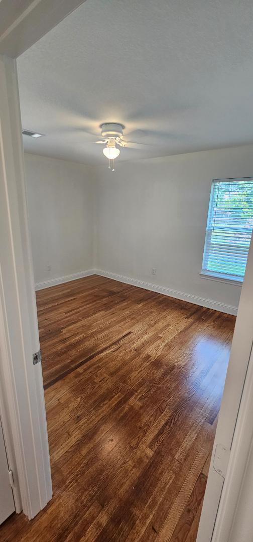 Photo - 408 S Andrews Dr