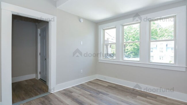 Photo - 11 Pleasant St Unit 5