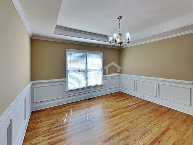 Photo - 20 Legend Creek Ct