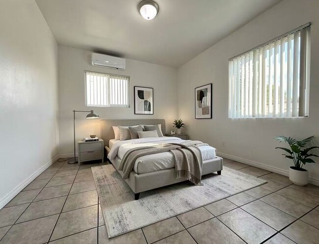 Photo - 1612 S Curtis Ave