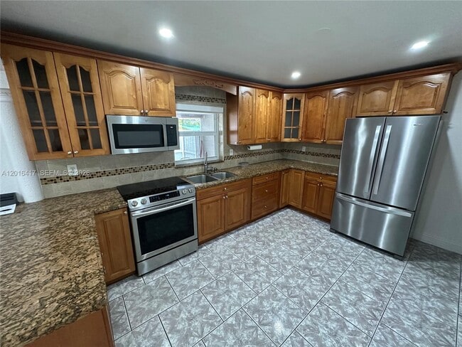 Photo - 15640 SW 102nd Pl