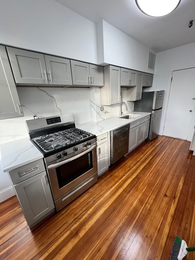 Photo - 2009 Commonwealth Ave Condo Unit 20