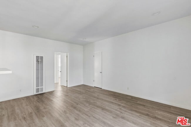 Photo - 11746 Goshen Ave Unidad 6