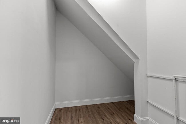 Photo - 224 Buckley St