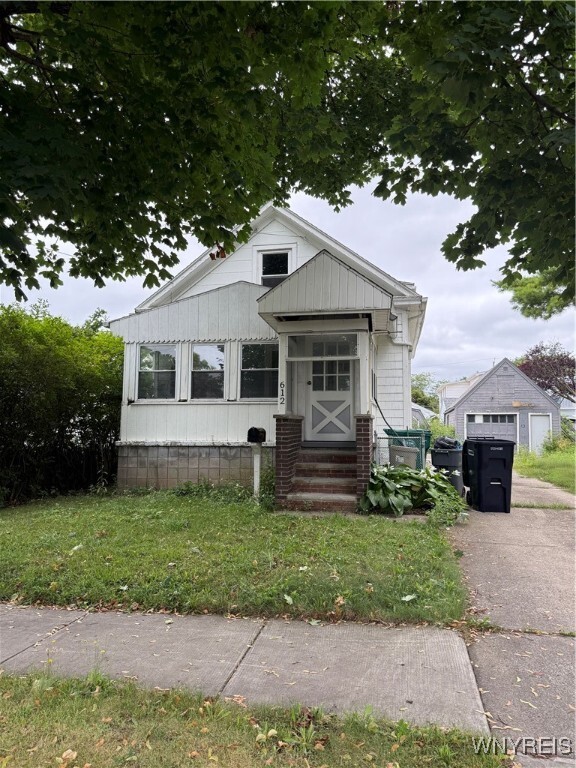 Building Photo - 612 34th St Rental