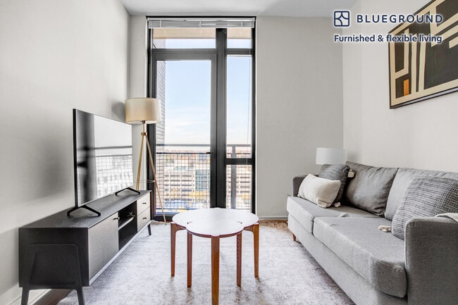 Building Photo - 4918 St Elmo Ave Rental