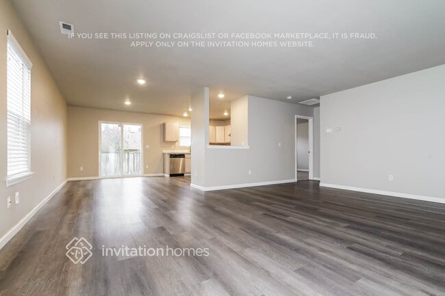 Photo - 16914 130th Ave E