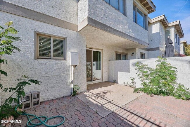 Photo - 1402 E Osborn Rd Unit 1