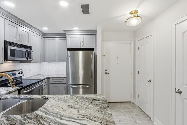 Photo - 5400 Park Ave Unit 205