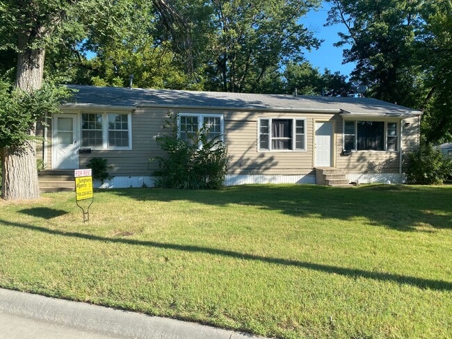 Photo - 710-712 W 1st Unidad 712