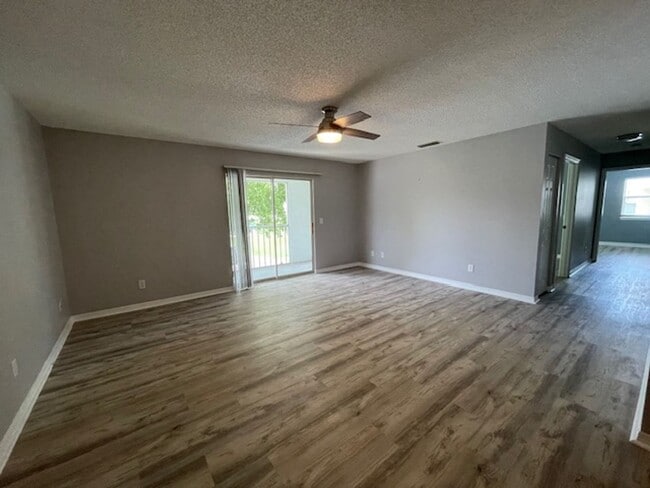 Photo - 2Bed/2Bath in the heart of Daytona Beach w/tons of amenities included in rent! Unit 29