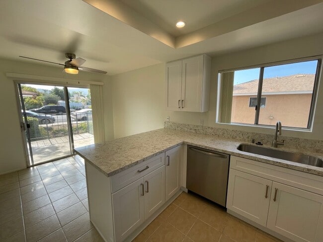 1255 Arcadia Ave Unit D