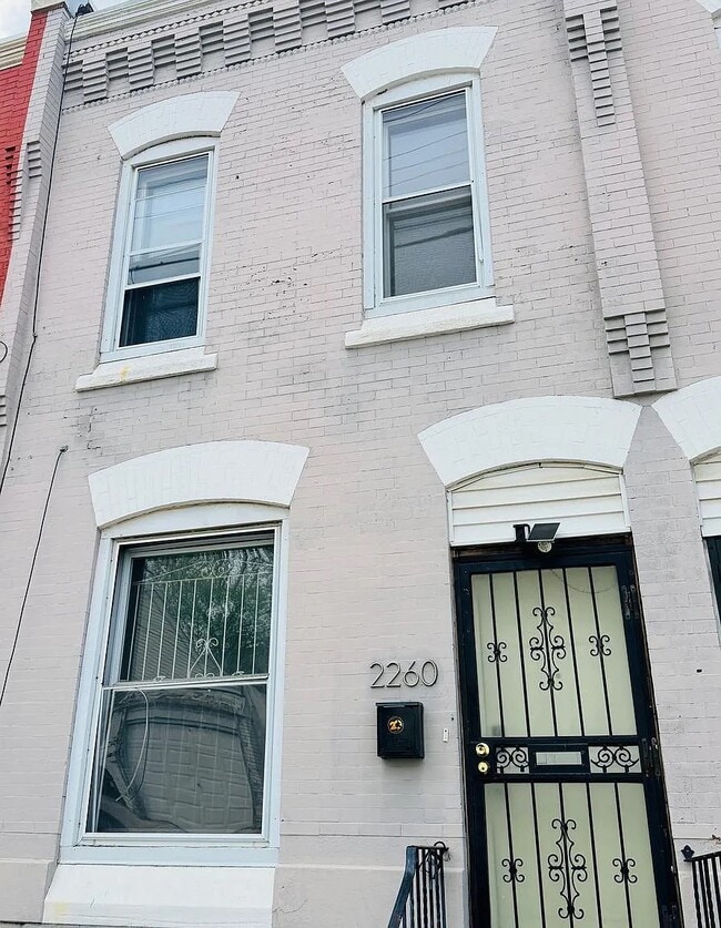 Photo - 2260 N 15th St
