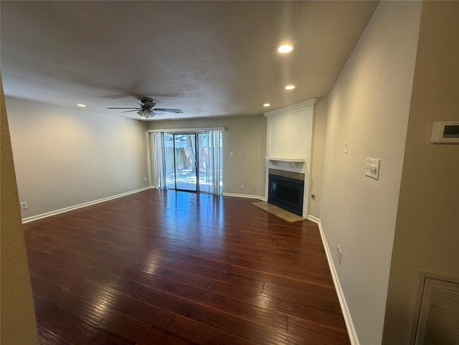 Photo - 9 Wolfhound Ln