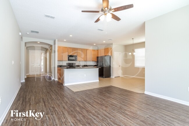 Photo - 3000 Lady Mae Ln